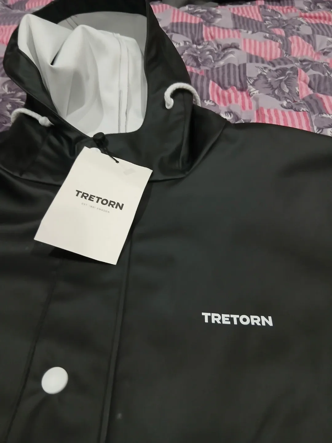Tretorn Rain Jacket, Size Small