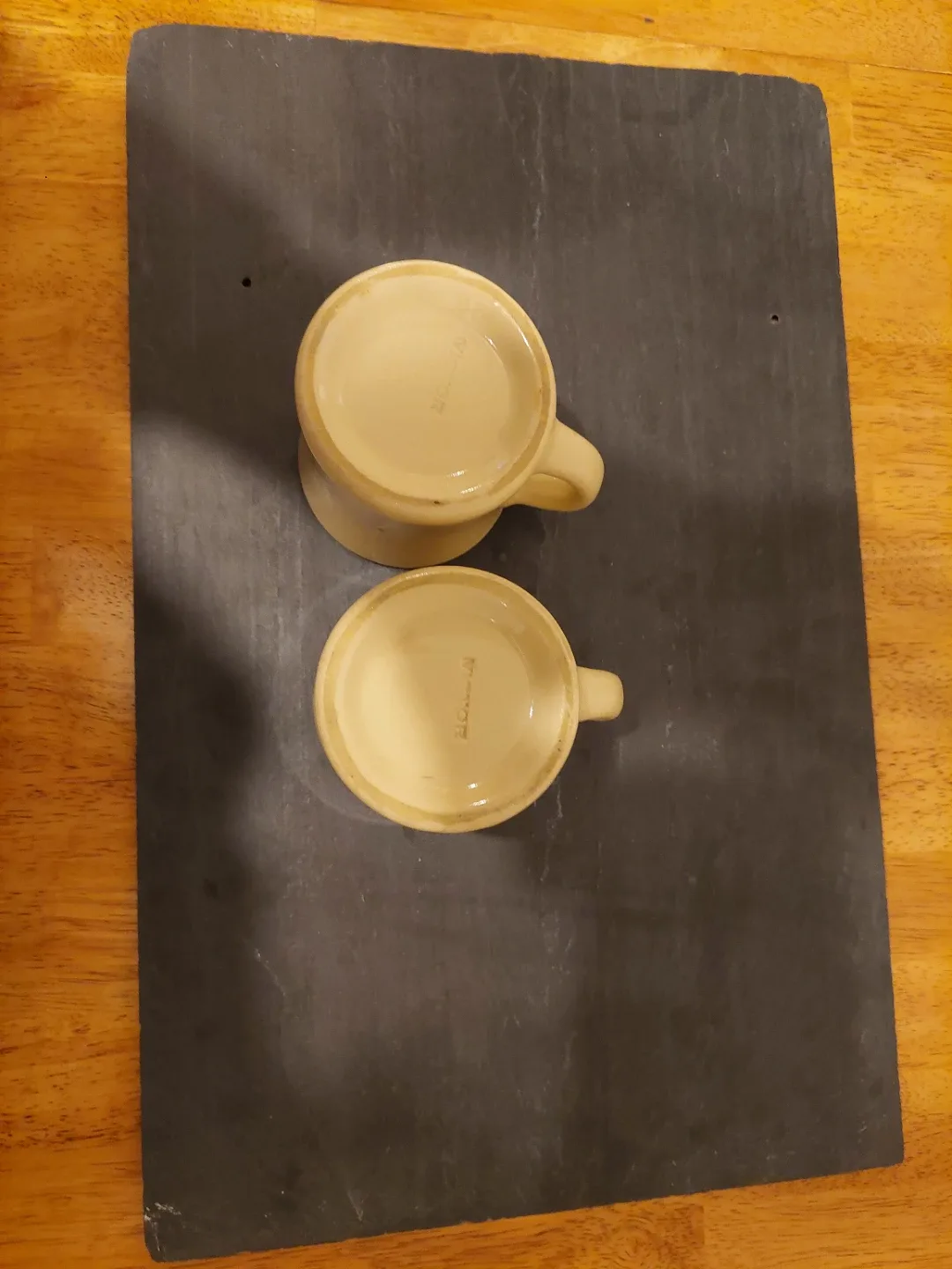 Victor Cream-Coloured Coffee Mugs - Set of 2 image indicator(2)