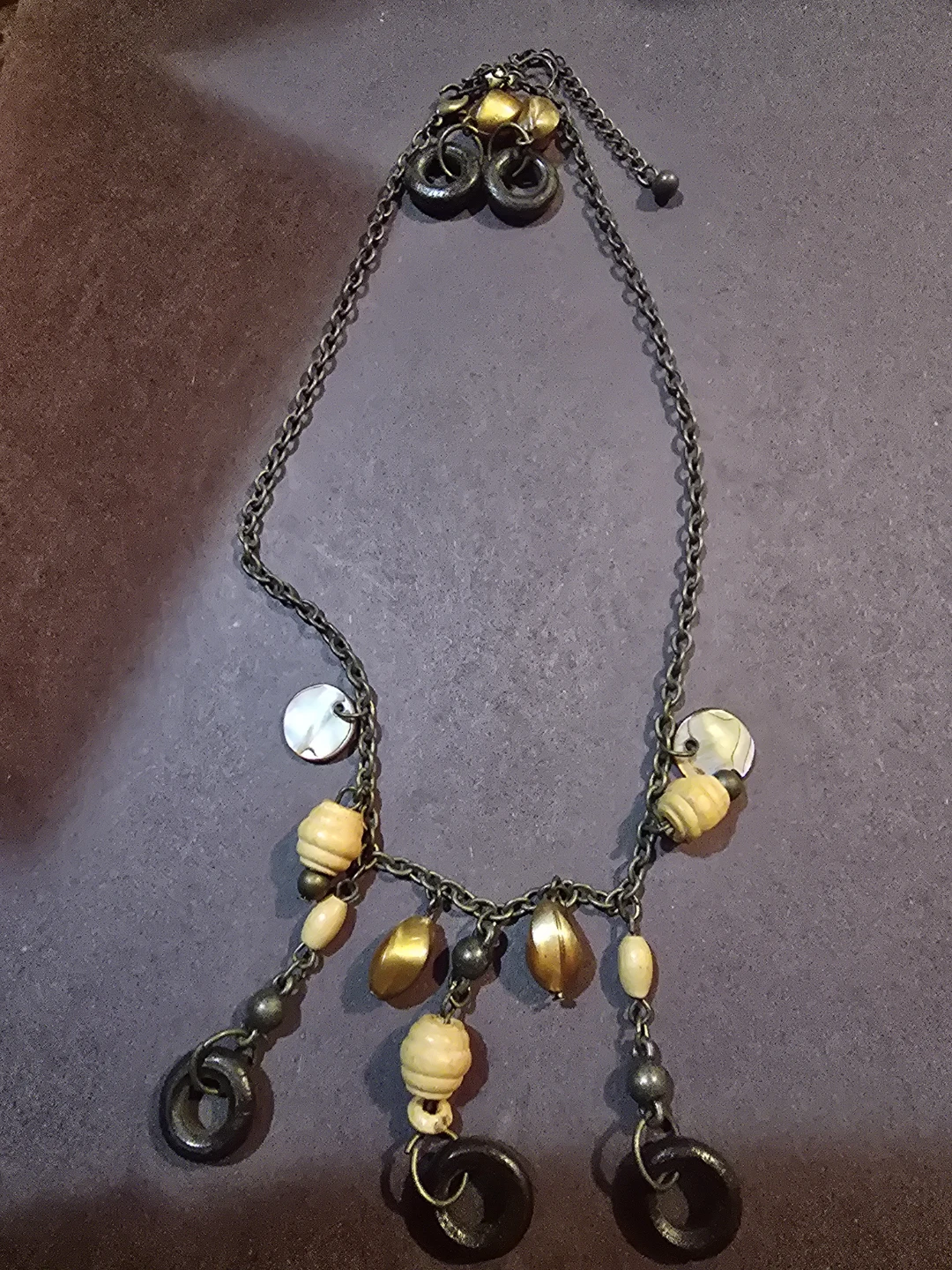 Necklace and earrings set