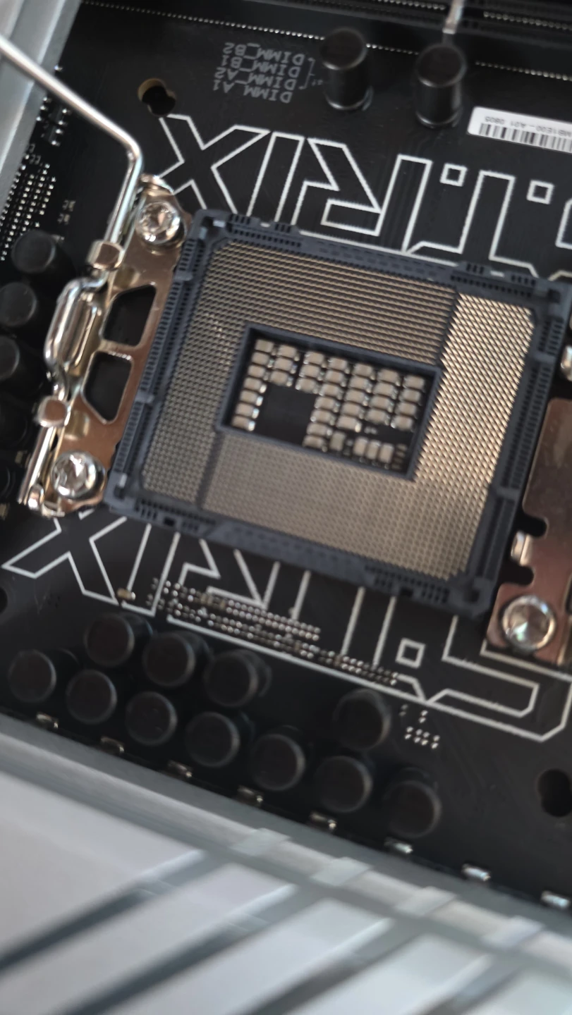 ASUS ROG STRIX Z790-A Gaming WiFi Motherboard (might not work) - photo 2