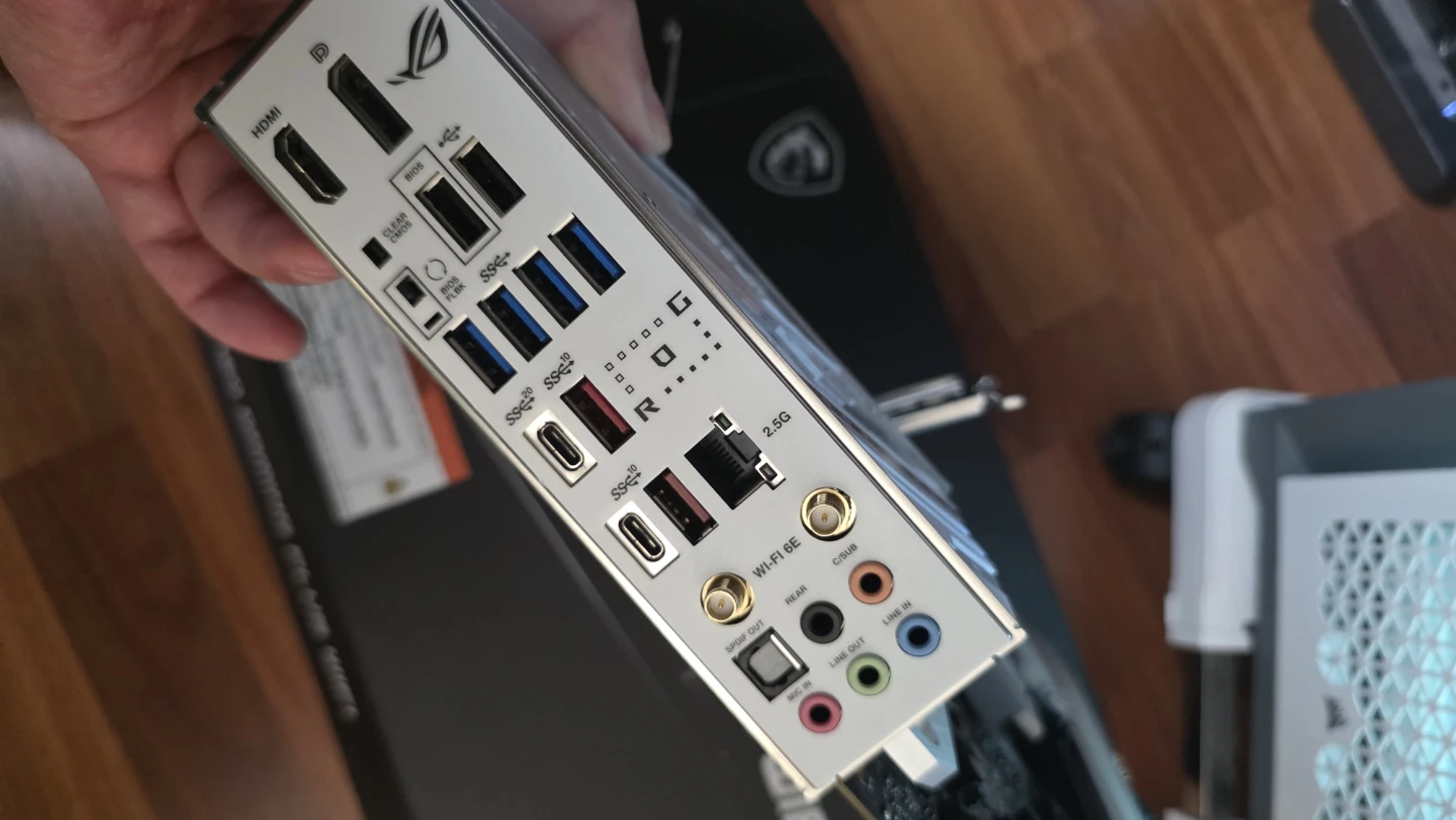 ASUS ROG STRIX Z790-A Gaming WiFi Motherboard (might not work) - photo 5