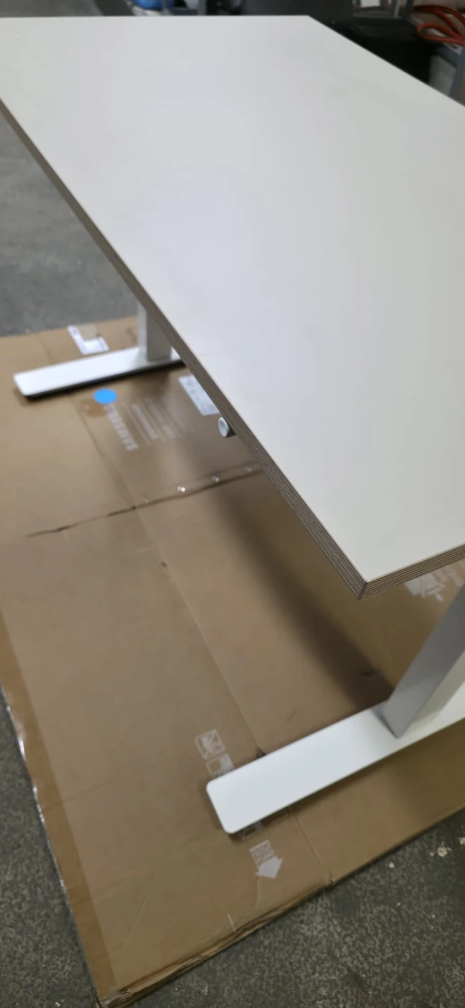 White Adjustable Height Desk - photo 4