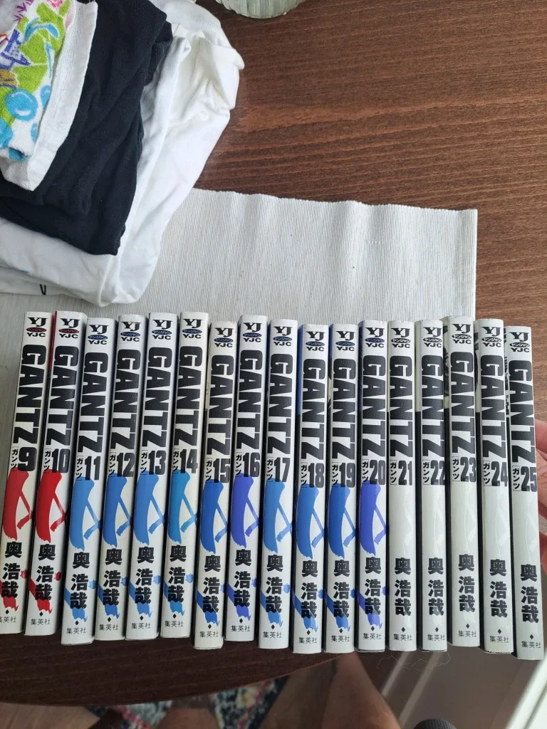 Gantz Manga Series Volumes 10-25