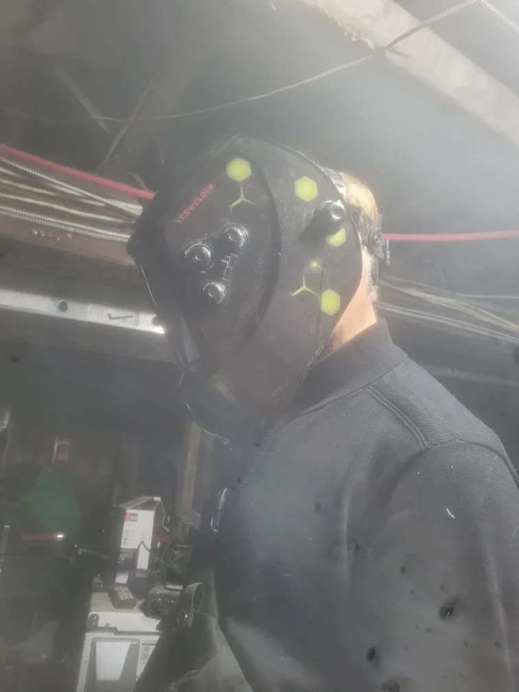 YESWELDER Welding Helmet