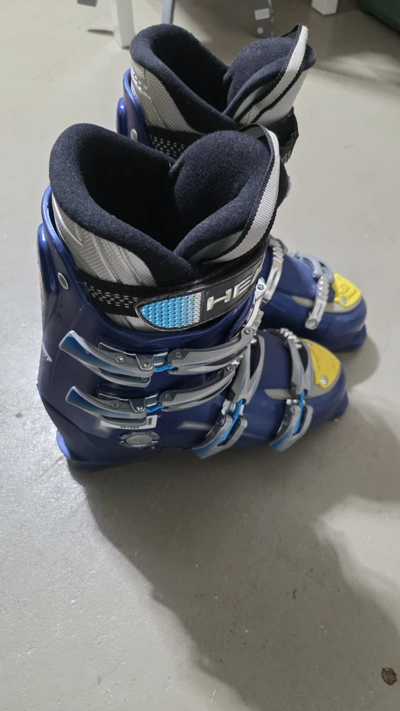 Head Ski Boots - Size 27.0