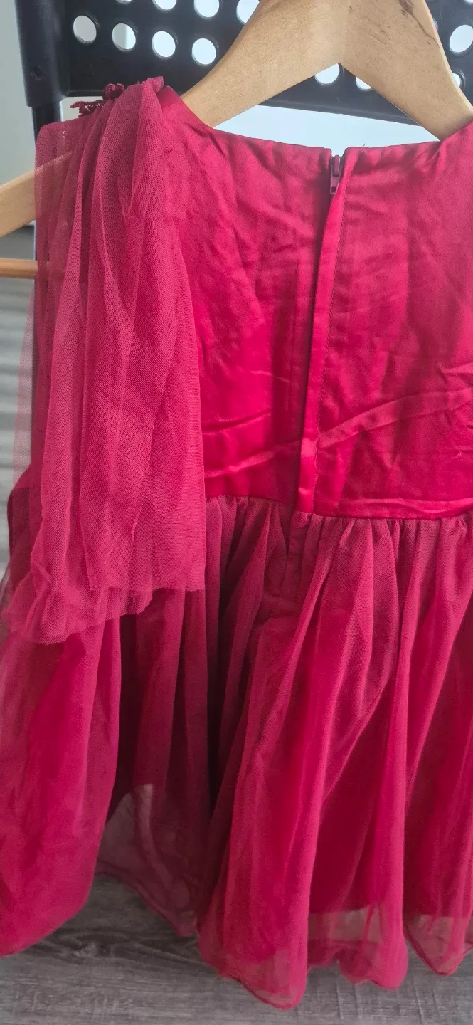 Red Party Dress - Size 20(Price negotiable) image indicator(2)