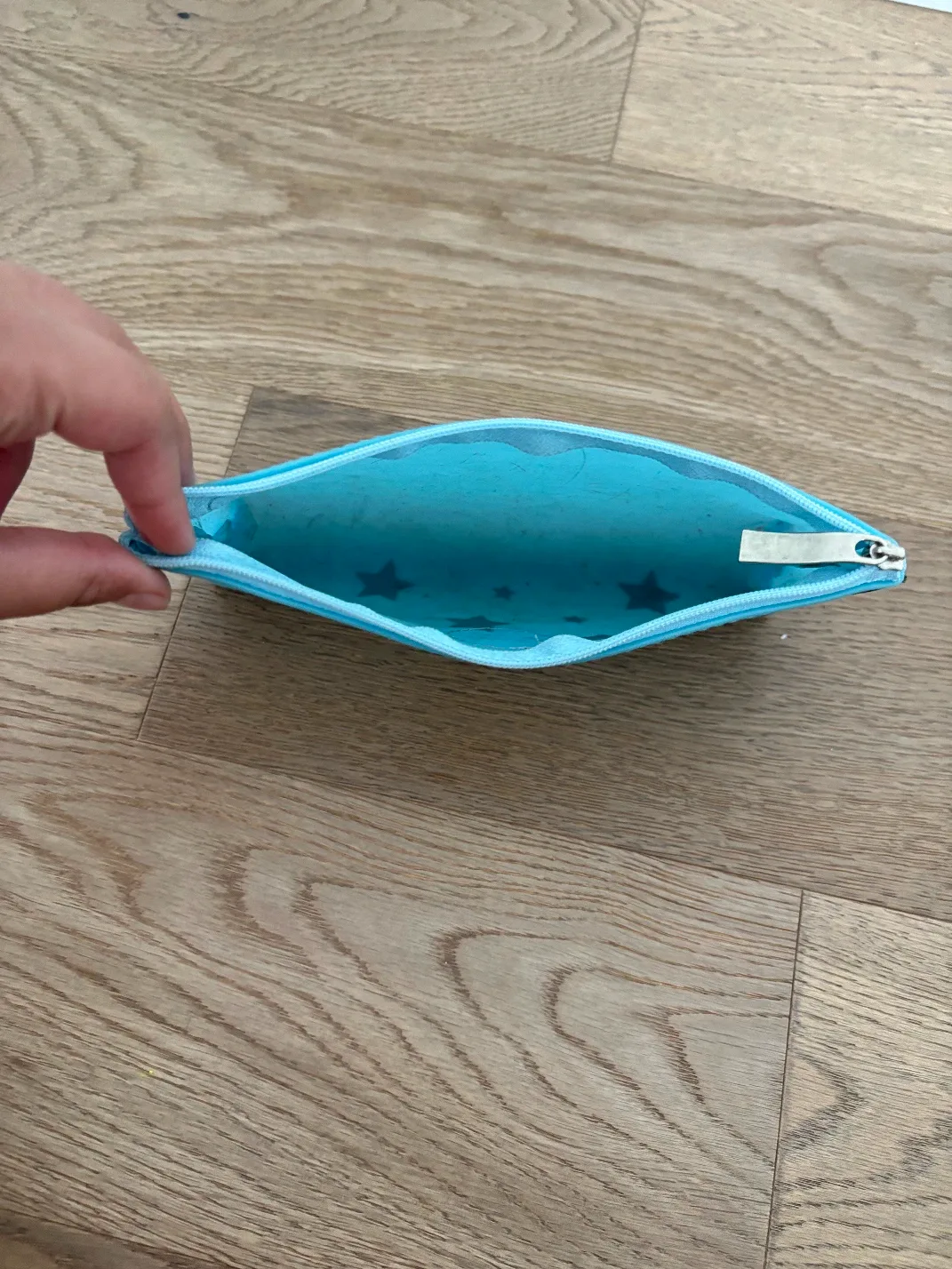 Light Blue Stars Pencil Case image indicator(2)