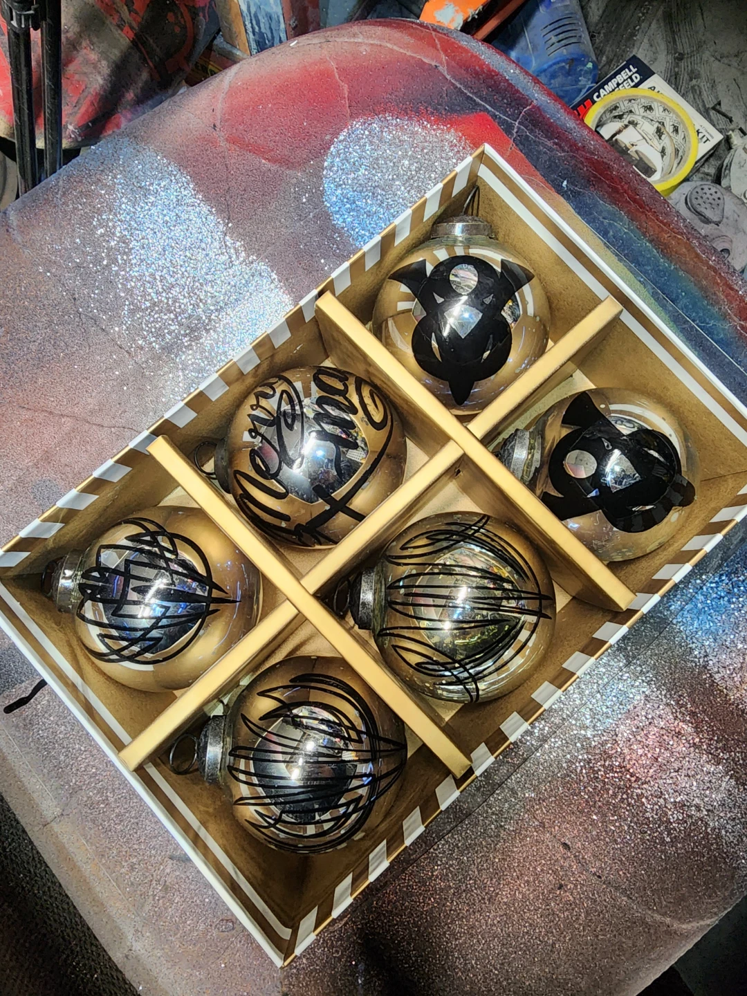 Muscle car christmas balls