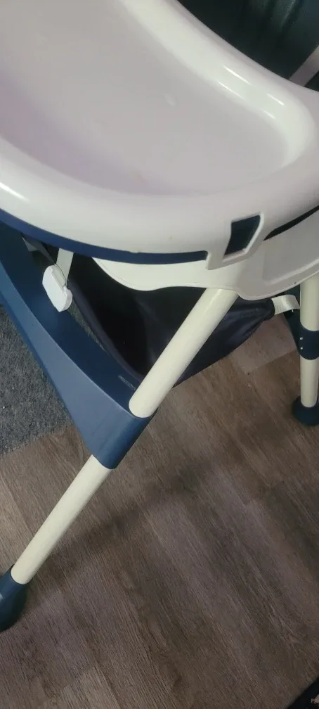High Chair - White & Blue #Cleanout