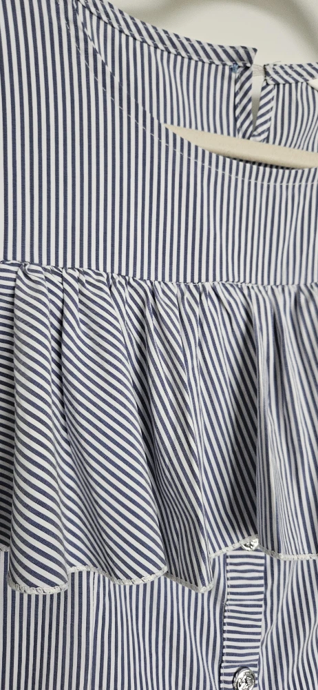 Beautiful Striped Maxi Long Dress with pockets, Size Medium - photo 2
