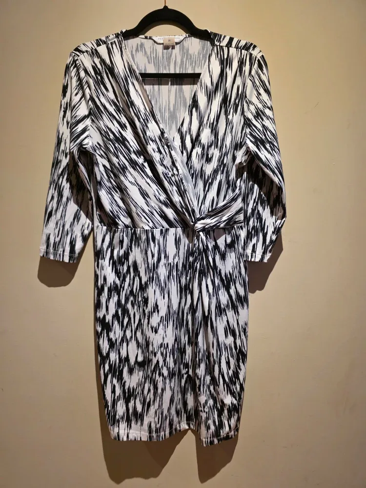 Peter Nygard Petite Dress - Size M