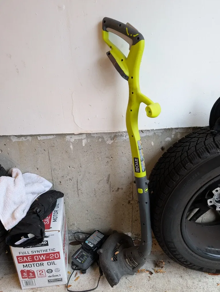 Ryobi Cordless Grass Trimmer