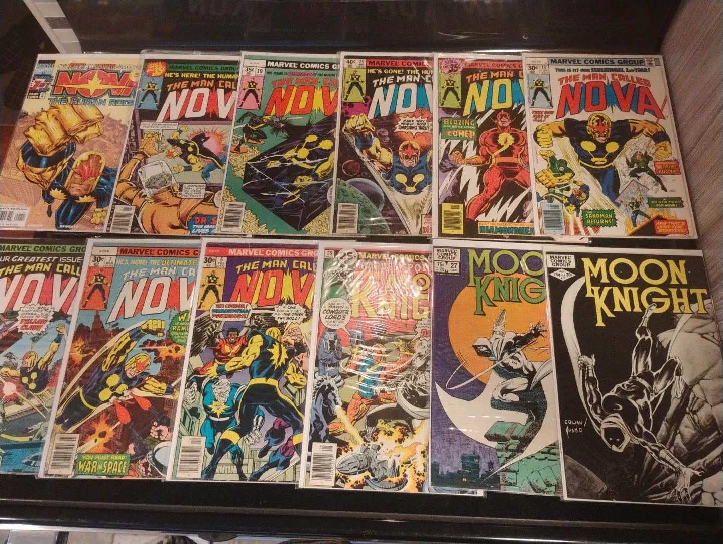 Comic book lot