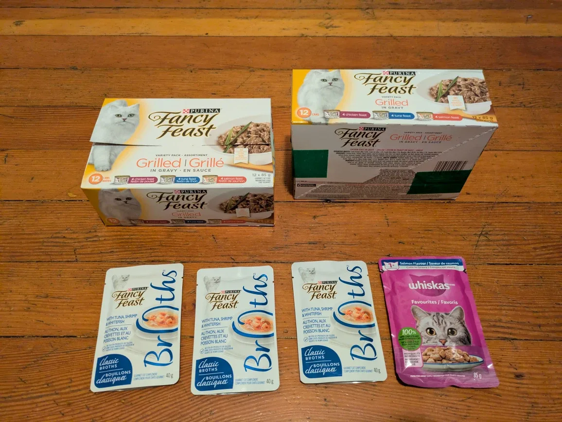 Cat Food Variety Pack: Fancy Feast and Whiskas #cleanout