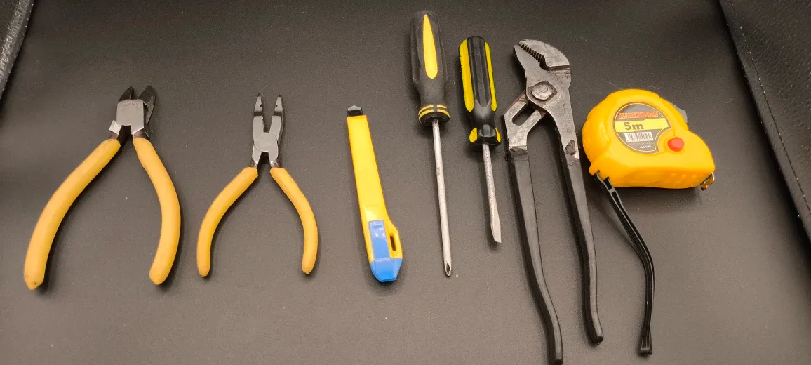 Mixed Hand Tool Set image indicator(2)