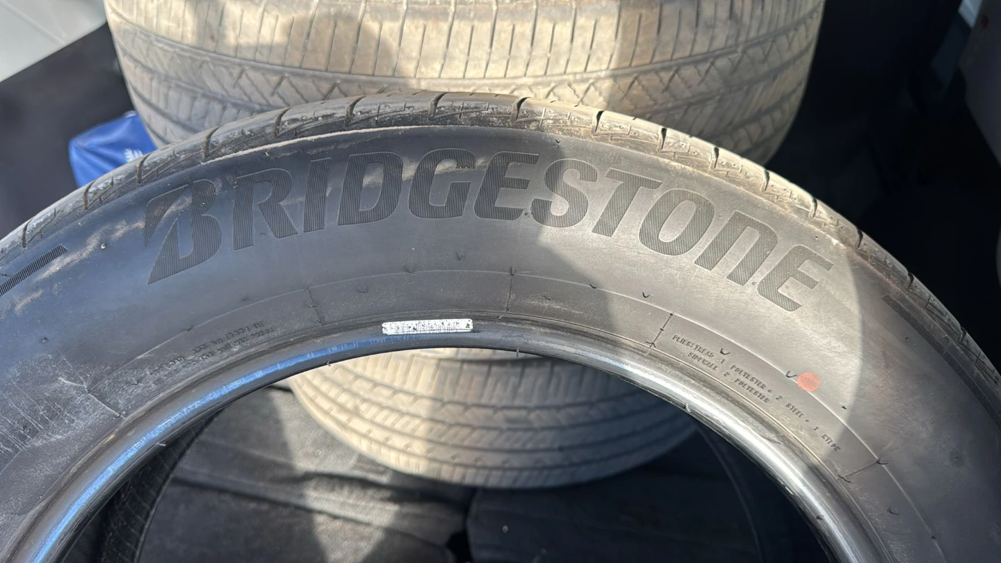 Bridgestone LS100 Tires P235/60R18