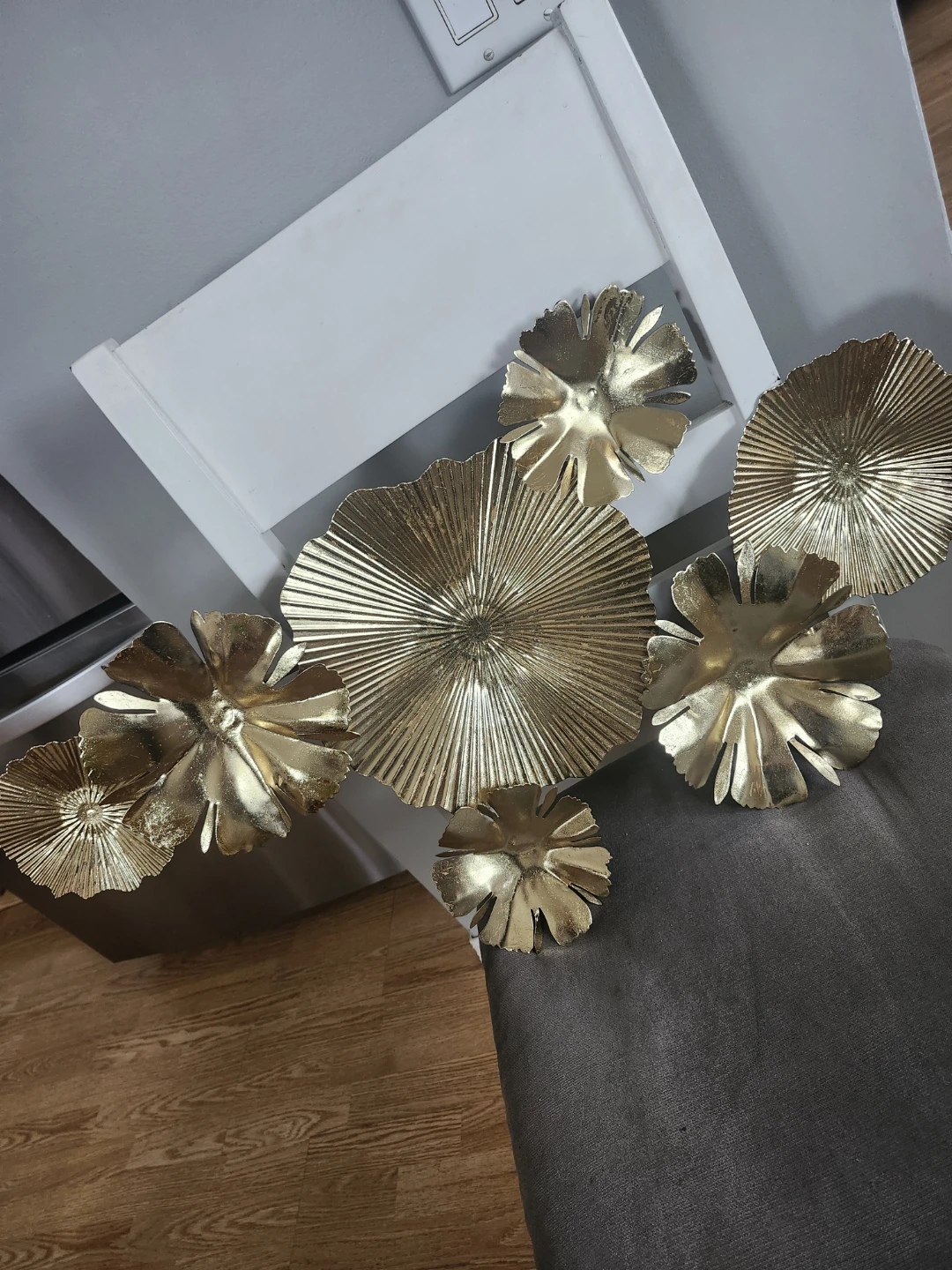 Gold Metal Flower Wall Decor - photo 2