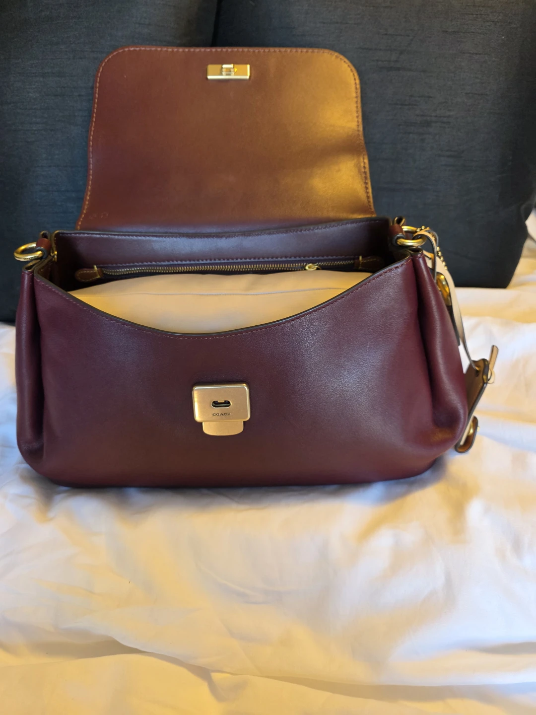 Coach Bag: Slouchy Rogue 1941 - photo 4