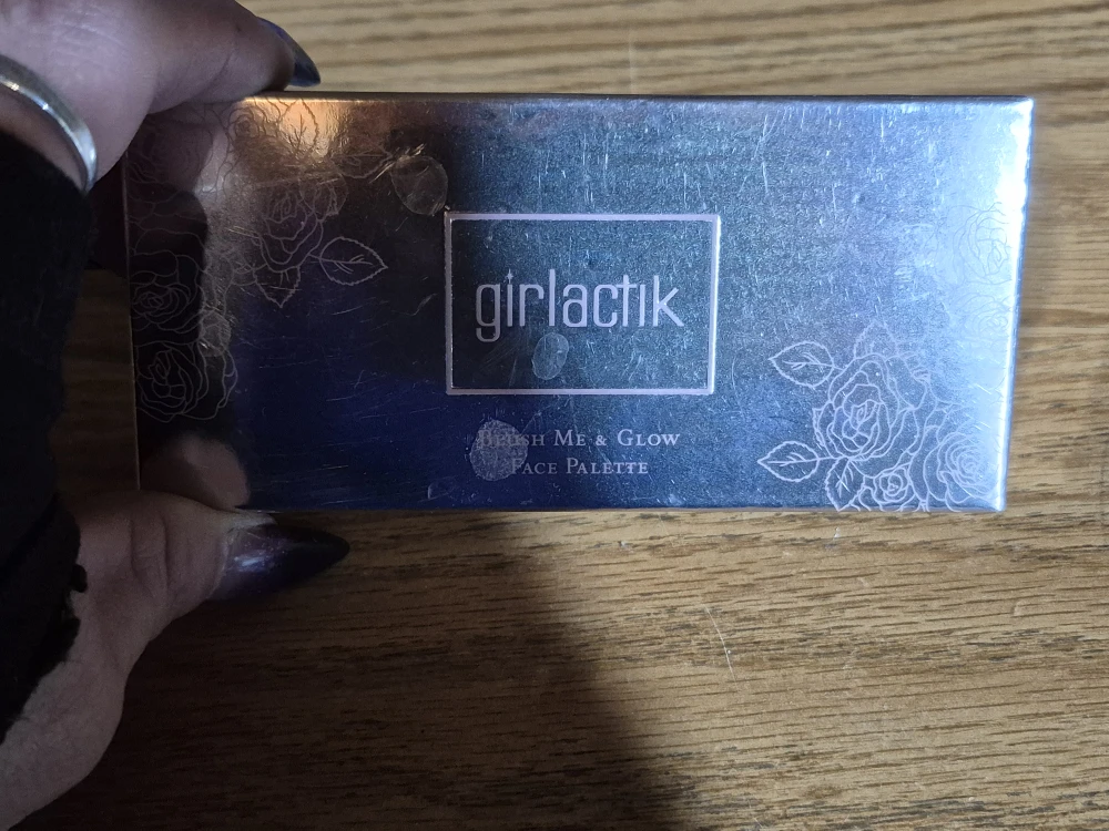 Girlactik Blush Me & Glow Face Palette