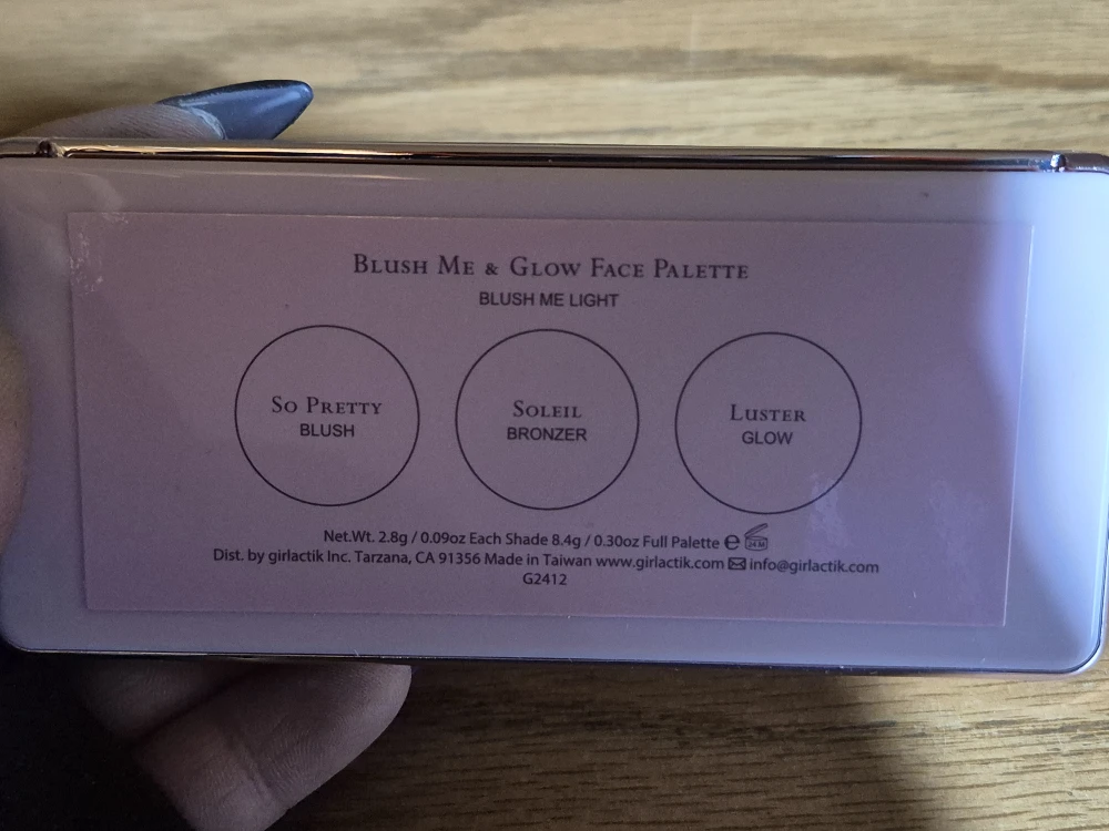Girlactik Blush Me & Glow Face Palette - photo 3