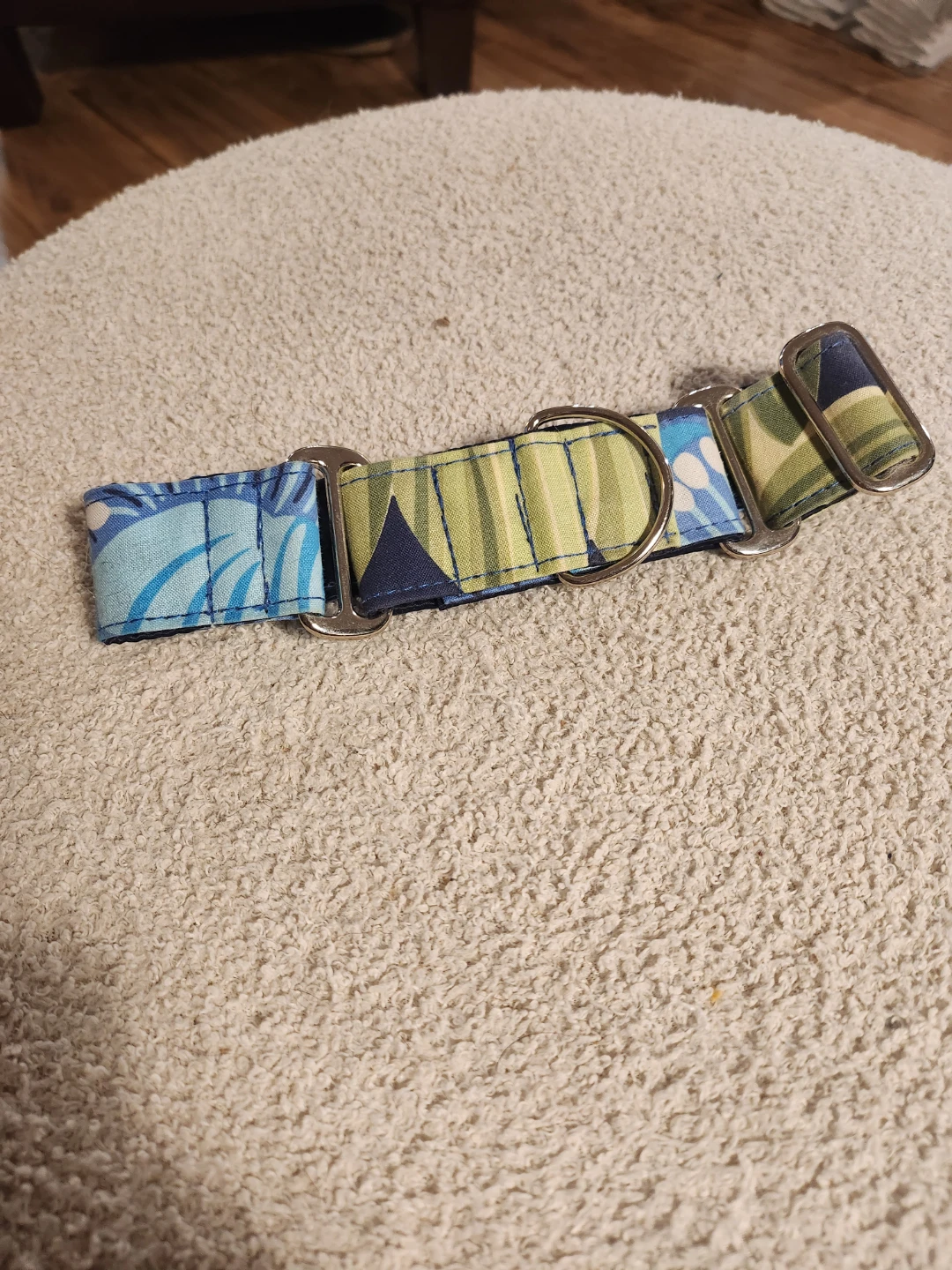 Blue & Green Pattern Slip-Over Dog Collar (Medium)