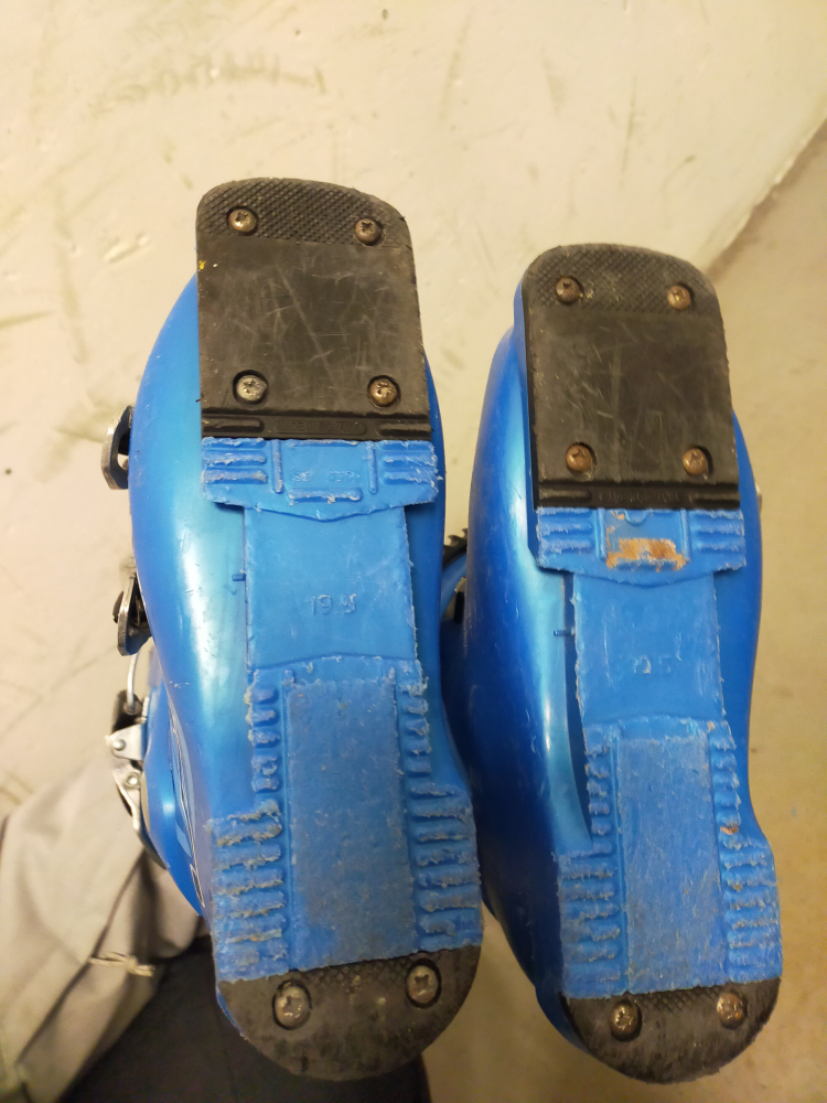 Lange Ski Boots 19.5, Elan Ski 103cm - photo 4