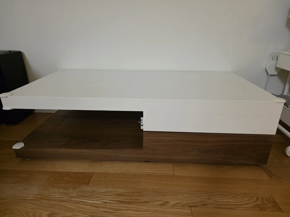 Mobilia Rotating Coffee Table