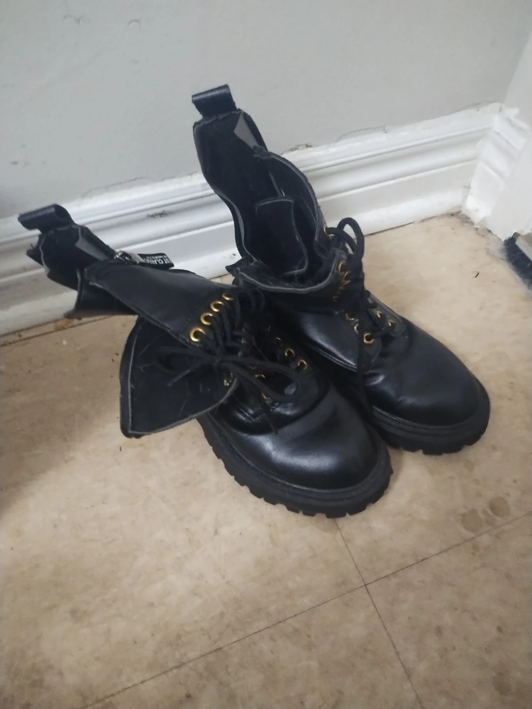 Punk boots