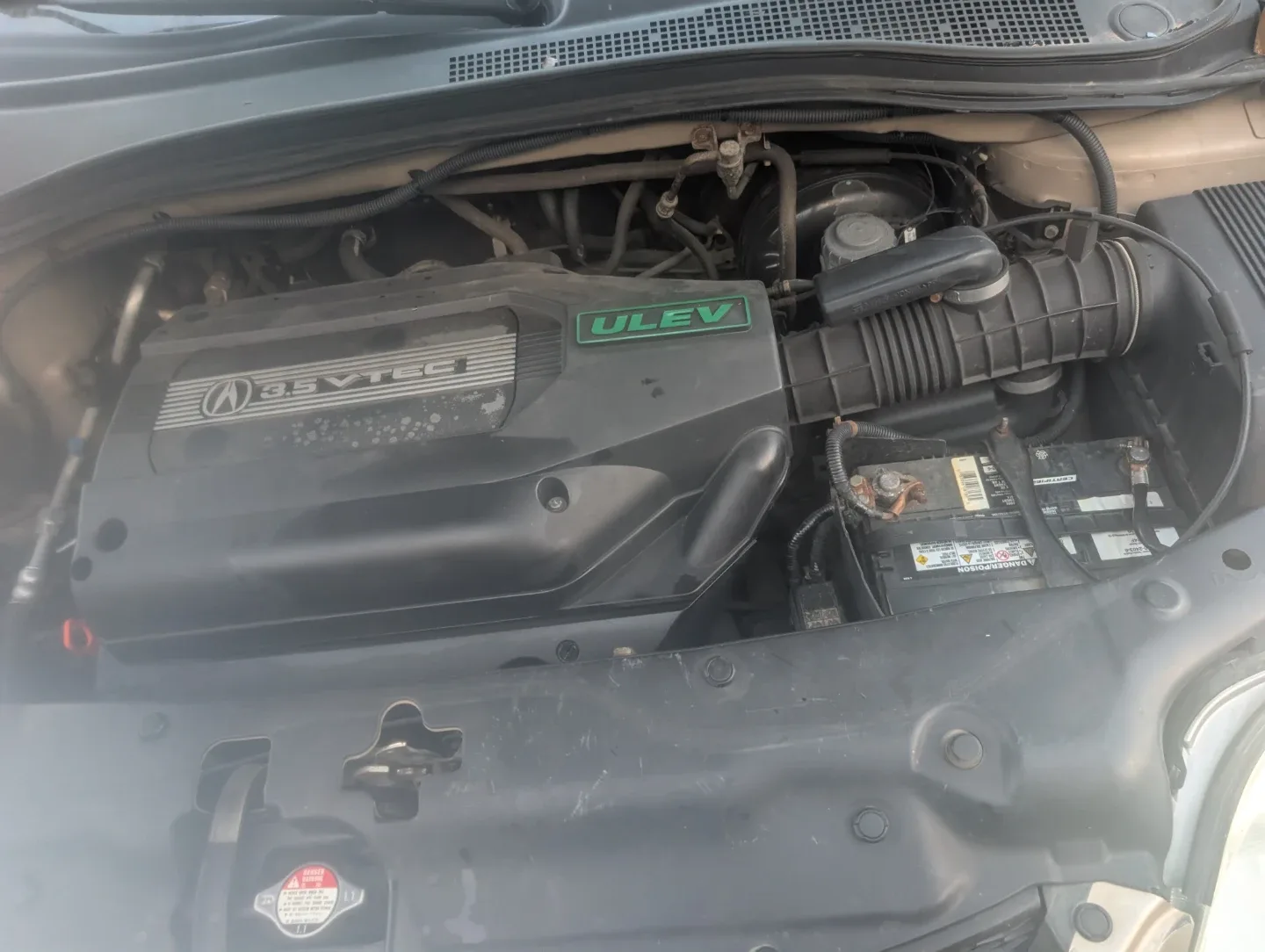 Fully loaded 4 door accura MDX  2002 image indicator(9)