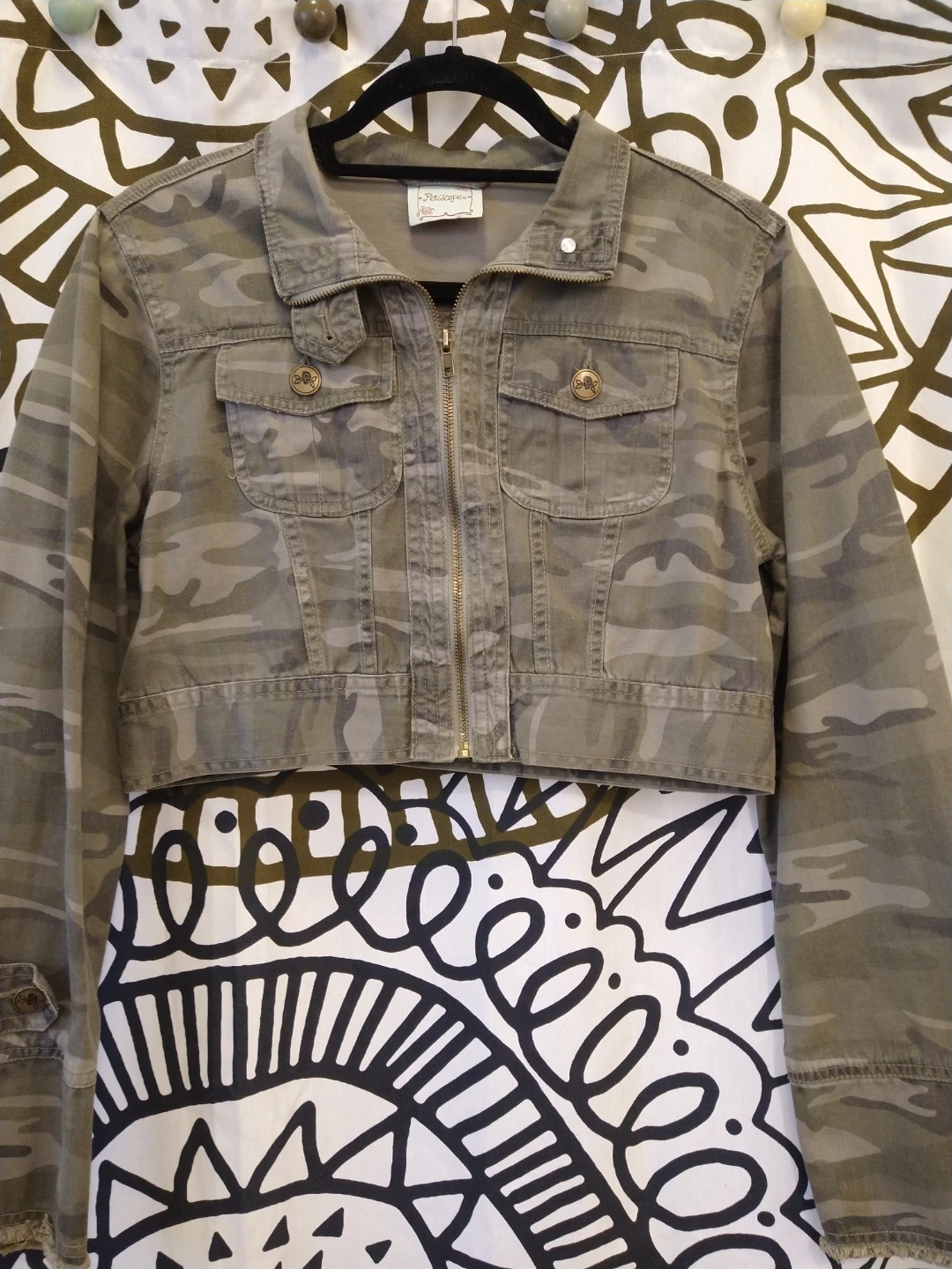 Periscope Large Camo Cropped Jacket - photo 2