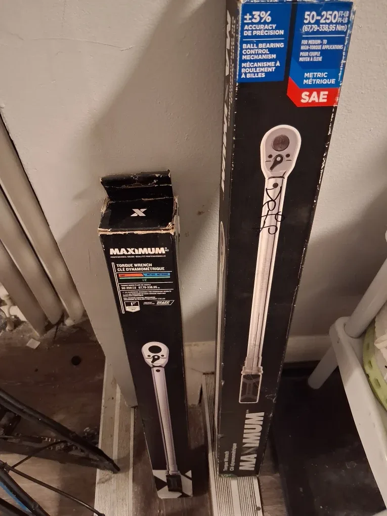 Maximum Torque Wrench 50-250 ft-lb