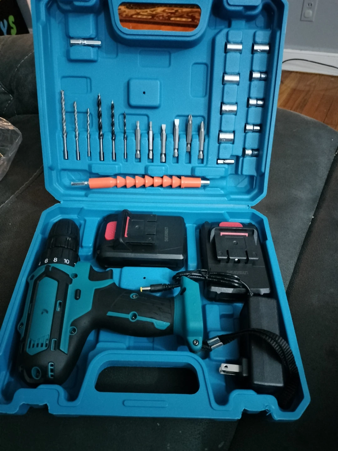 Cordless Drill Set with Case - photo 3