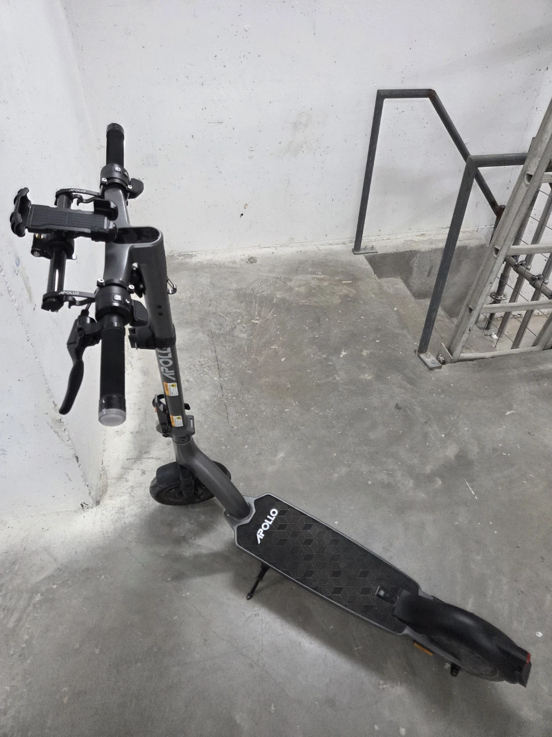Apollo Electric Scooter (2025 Model) - photo 4