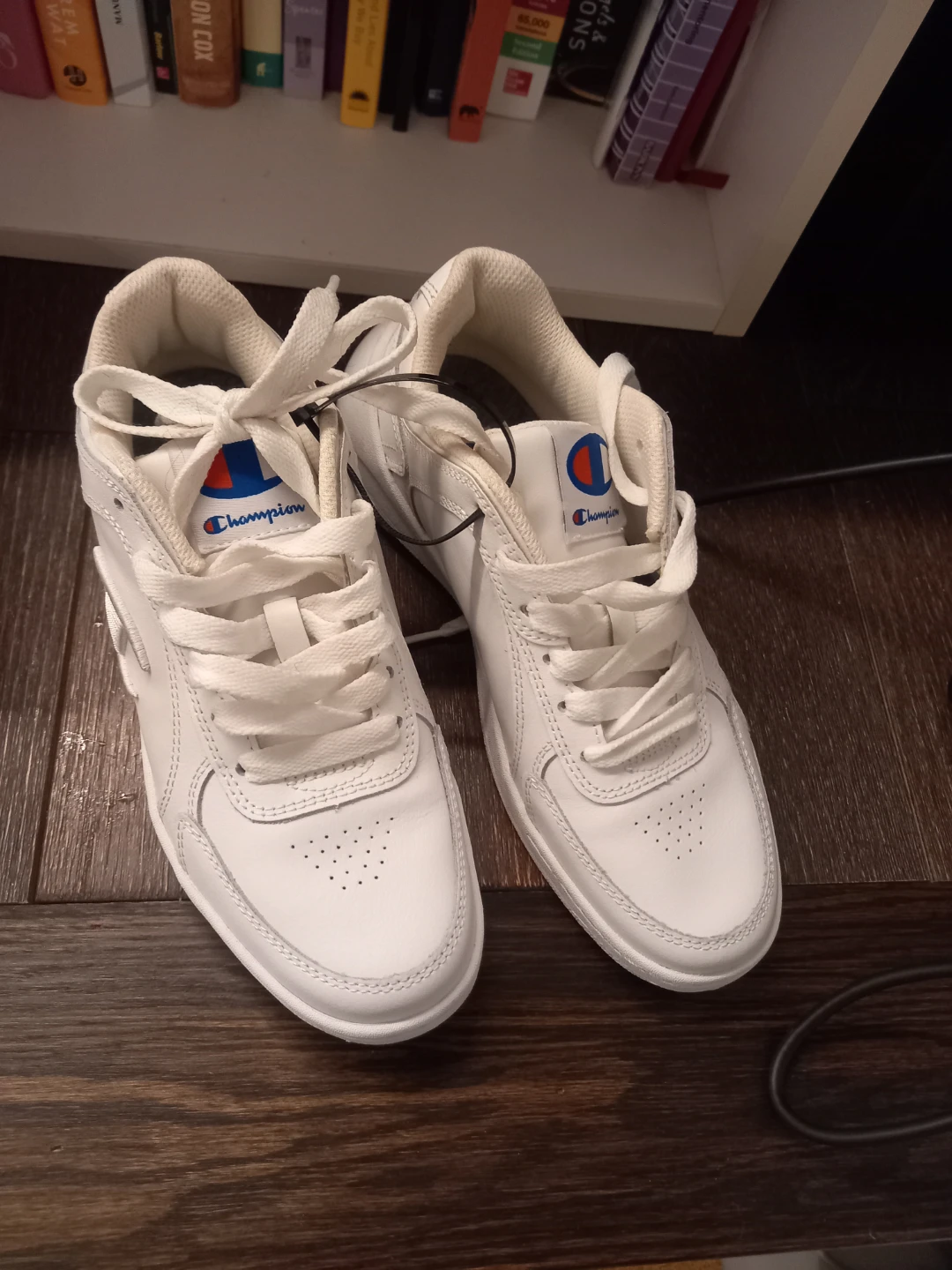 Champion White Leather Sneakers - Size 8W - photo 5