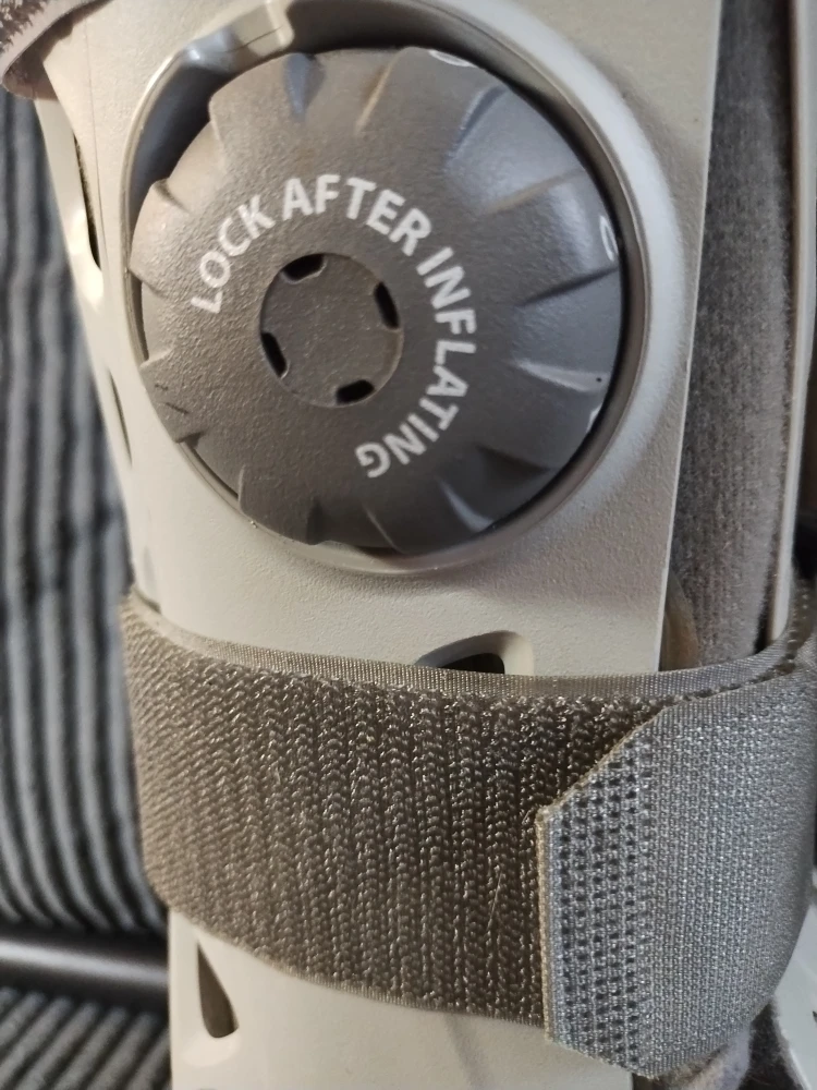 DJO AirCast Walker Boot - Small - photo 4