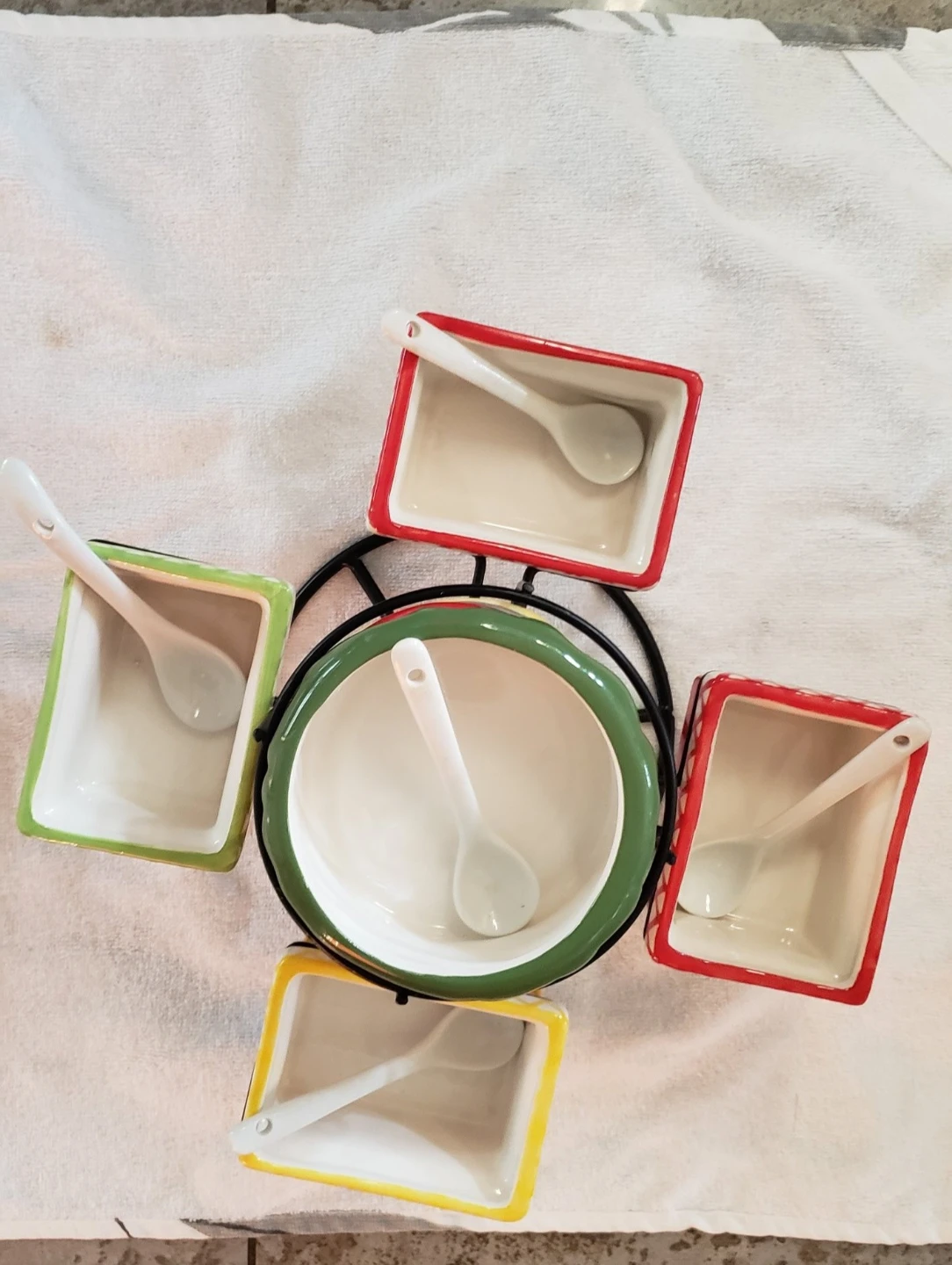 Pier 1 Imports Hamburger Condiment Spinner set. - photo 2