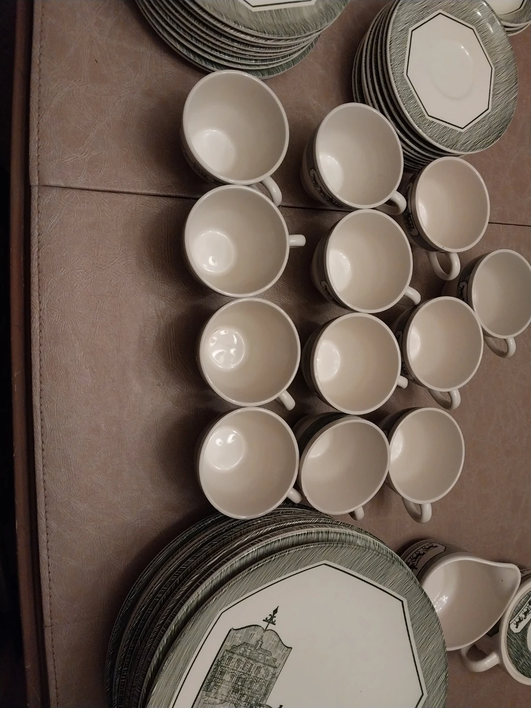 Vintage Harmony House China Set - photo 3