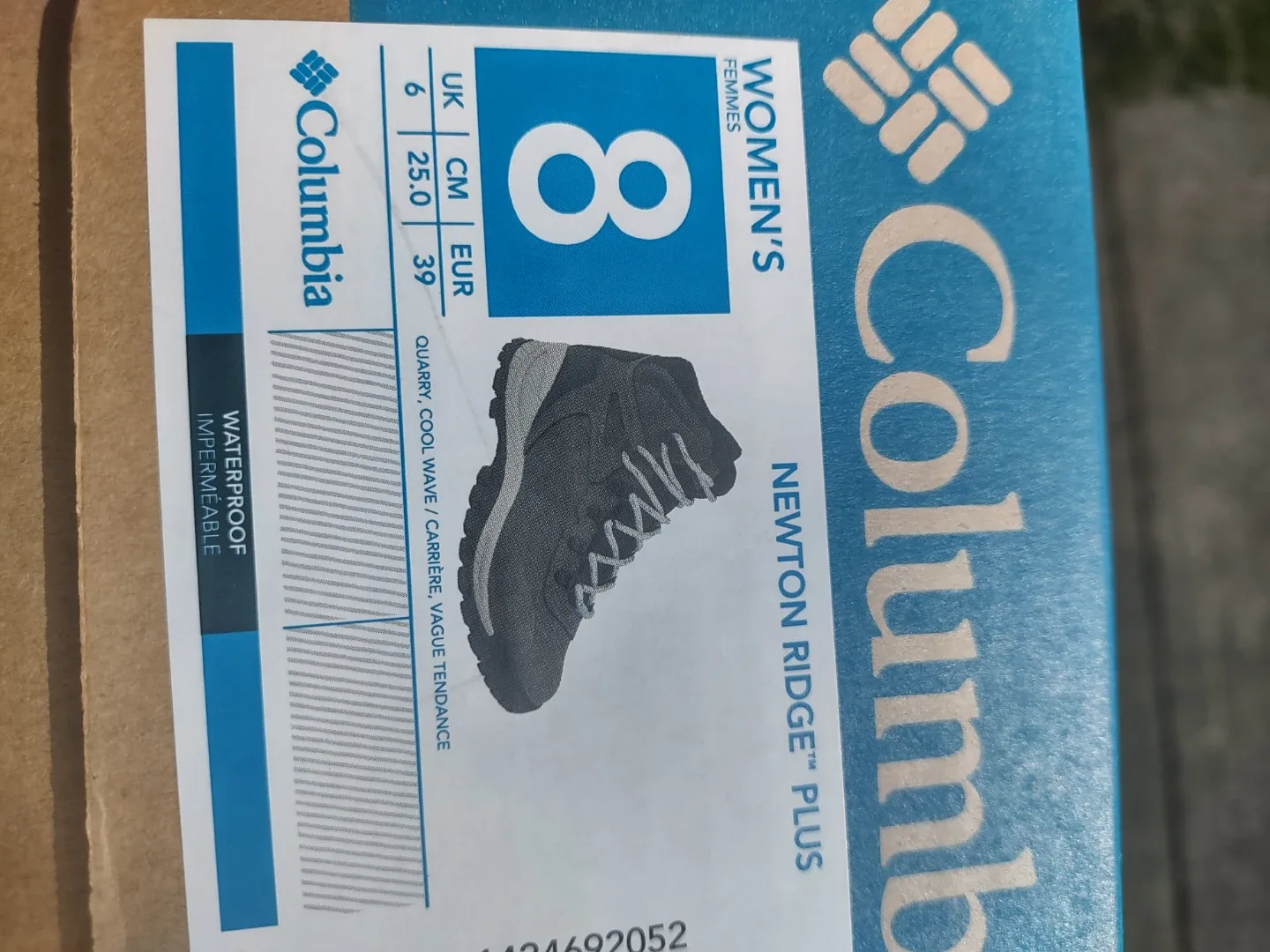 #Cleanout: Women's Hiking Boots - Size 8 image indicator(3)