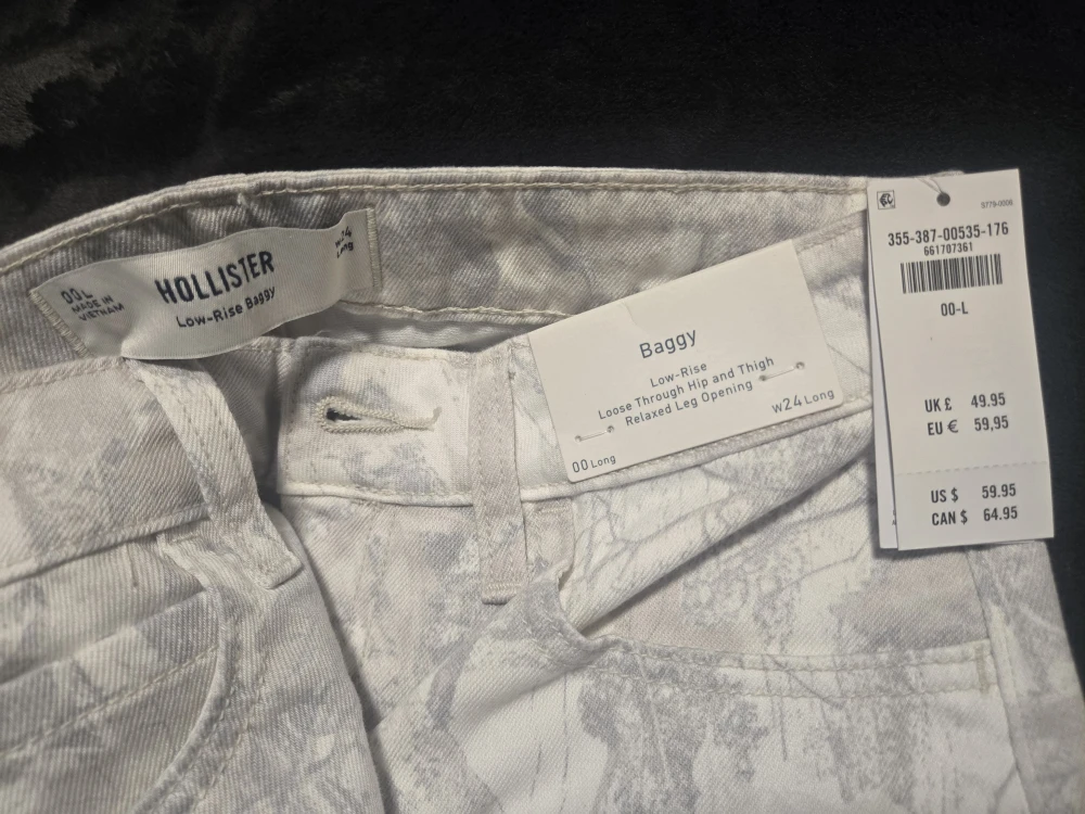 New Hollister Low-Rise Baggy Jeans, w24