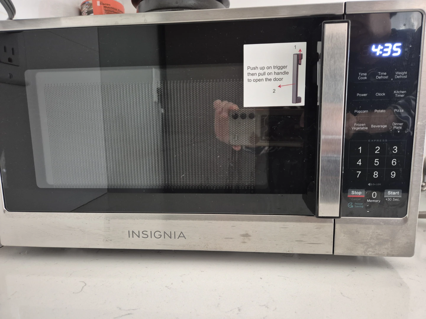 Insignia Microwave