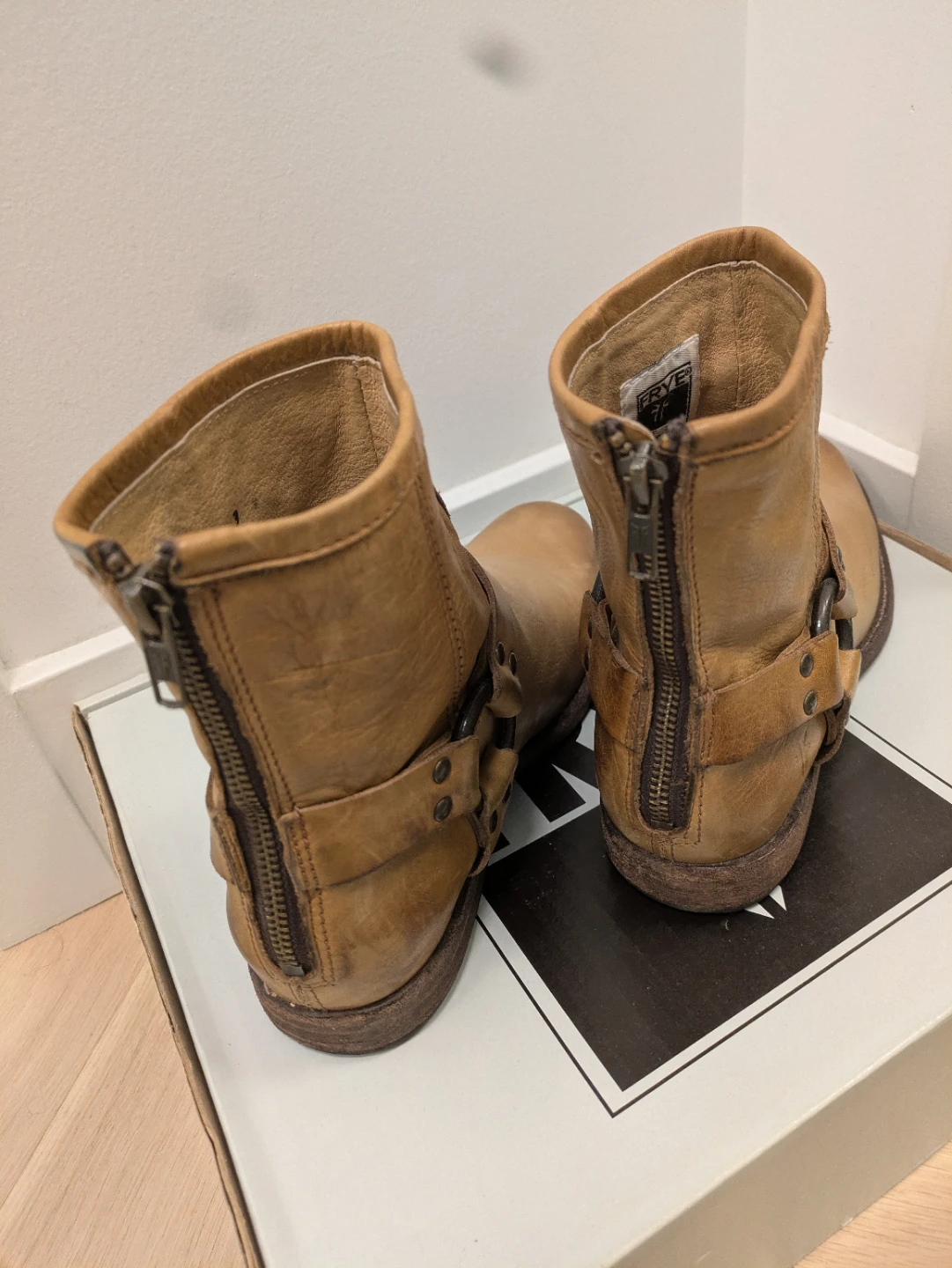 Frye Phillip Harness Camel Boots - Size 7.5 - photo 5