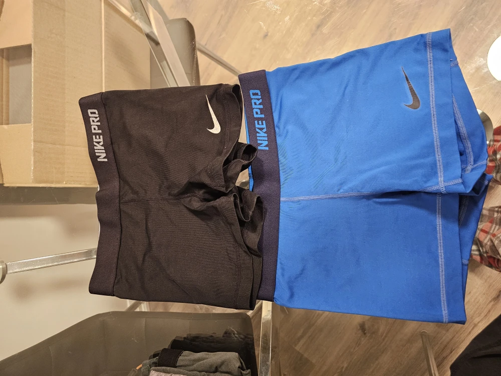 8 pieces of Nike Pro & Athletic Works Shorts - Size Small - photo 2