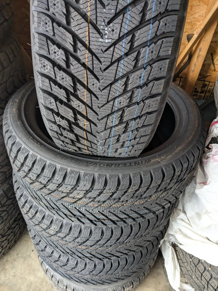 ZMAX Winternova 2 tires 225/45R18 95T XL Tires 780 884 7800 - photo 2