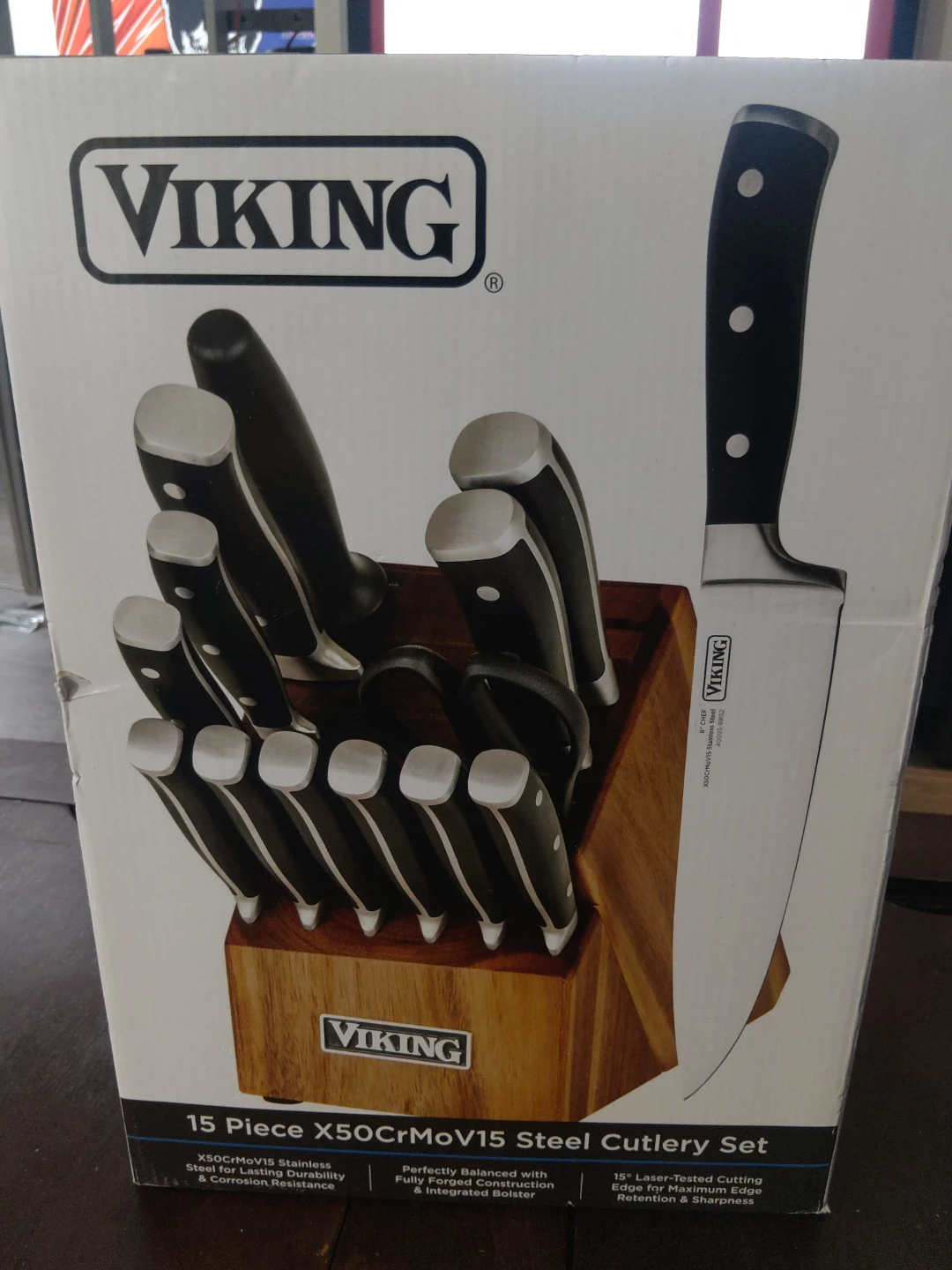 Viking 15-Piece X50CrMoV15 Steel Cutlery Set