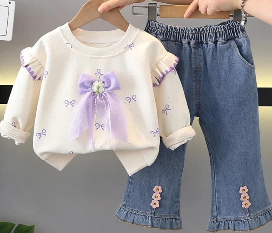 Girl's Outfit: Top & Jeans Set