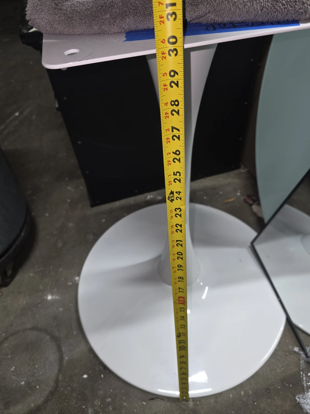 Round Marble Top Tulip Dining Table - 48 inch - photo 4