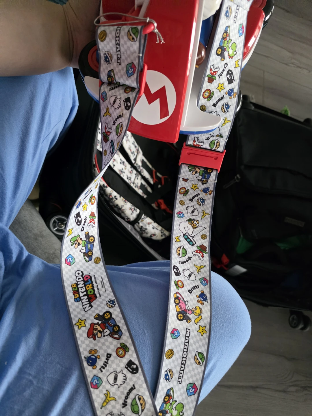 Super Nintendo World Mario Kart Toy Popcorn holder - photo 4