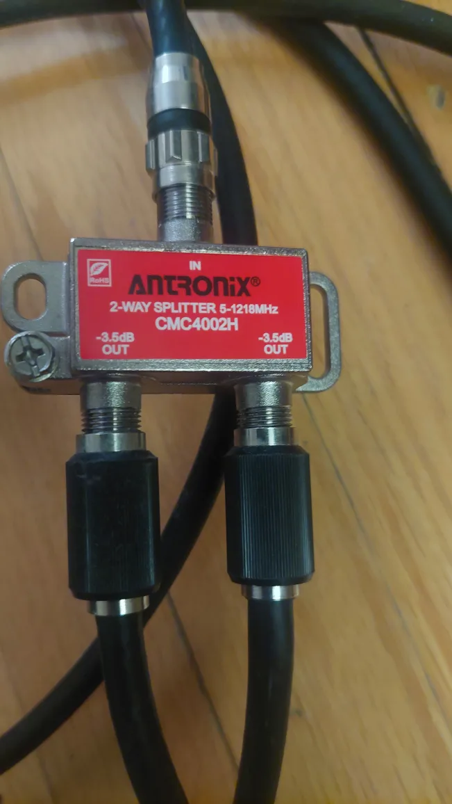 2-Way Splitter#cleanout