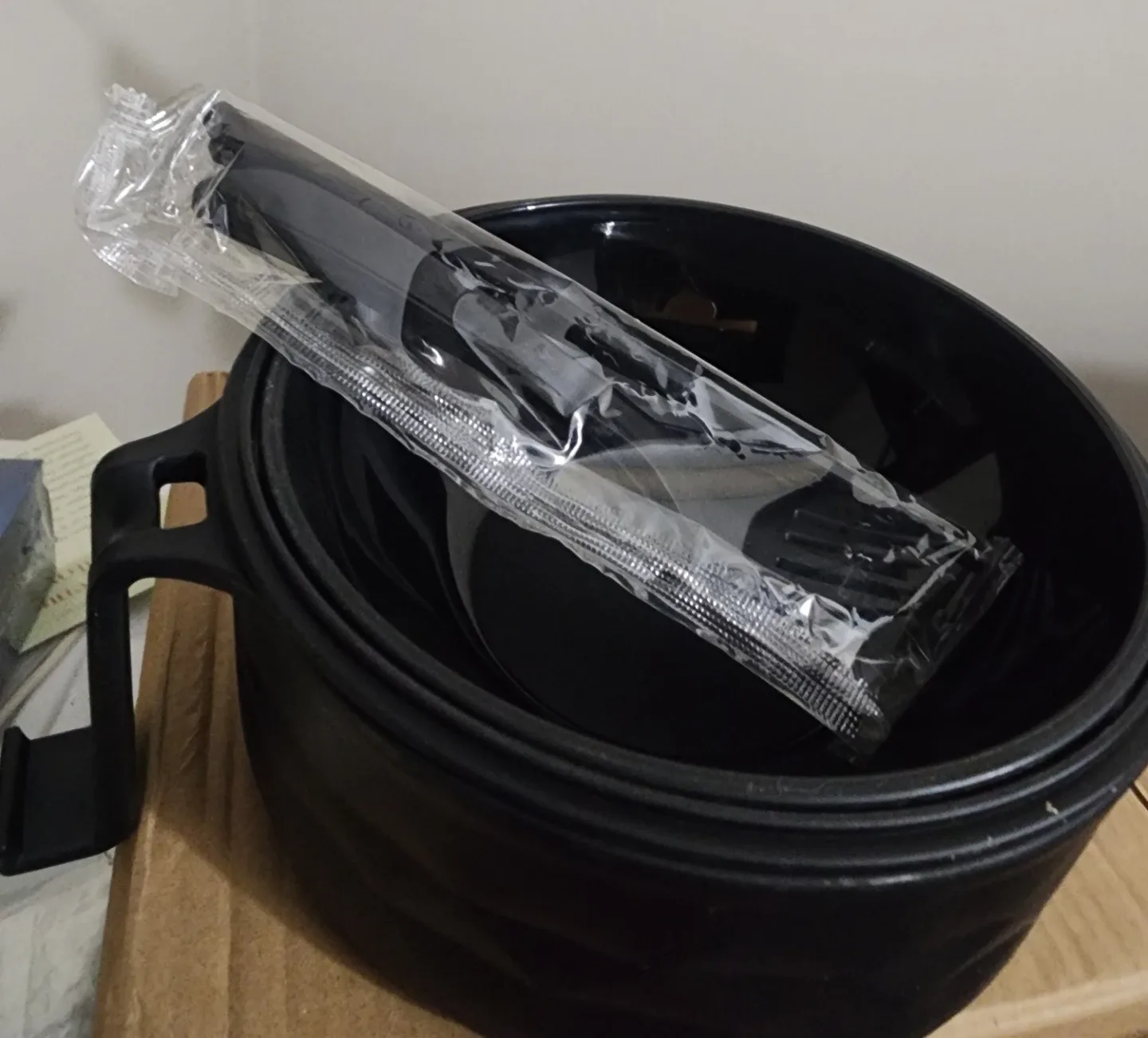 #Cleanout Ramen noodle 3-pc bowl Set with Cutlery image indicator(9)