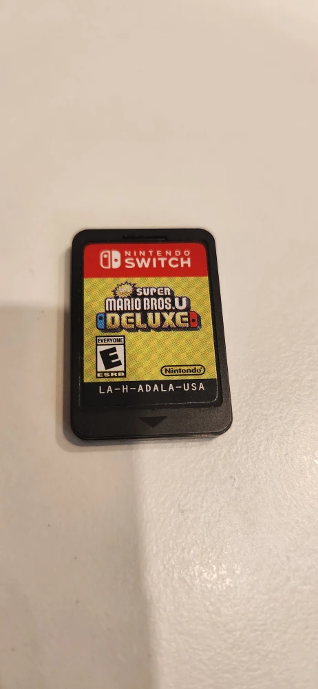 New Super Mario Bros. U Deluxe - Nintendo Switch Game